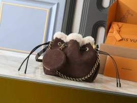 Picture of Louis Vuitton Handbags _SKUfw218529991fw